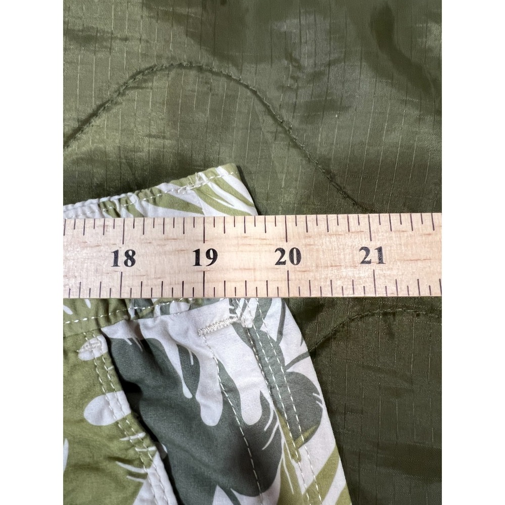 NWT Mountain Khakis Poplin Deck Shorts XL Leaf Print Stretch 7" Inseam Summer - Picture 10 of 13
